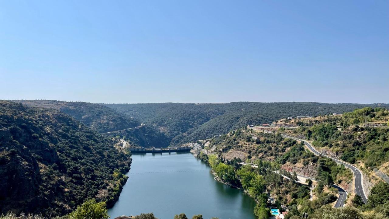 Hotel Pensao Vista Bela Miranda do Douro Zewnętrze zdjęcie