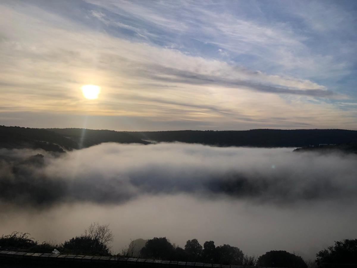 Hotel Pensao Vista Bela Miranda do Douro Zewnętrze zdjęcie