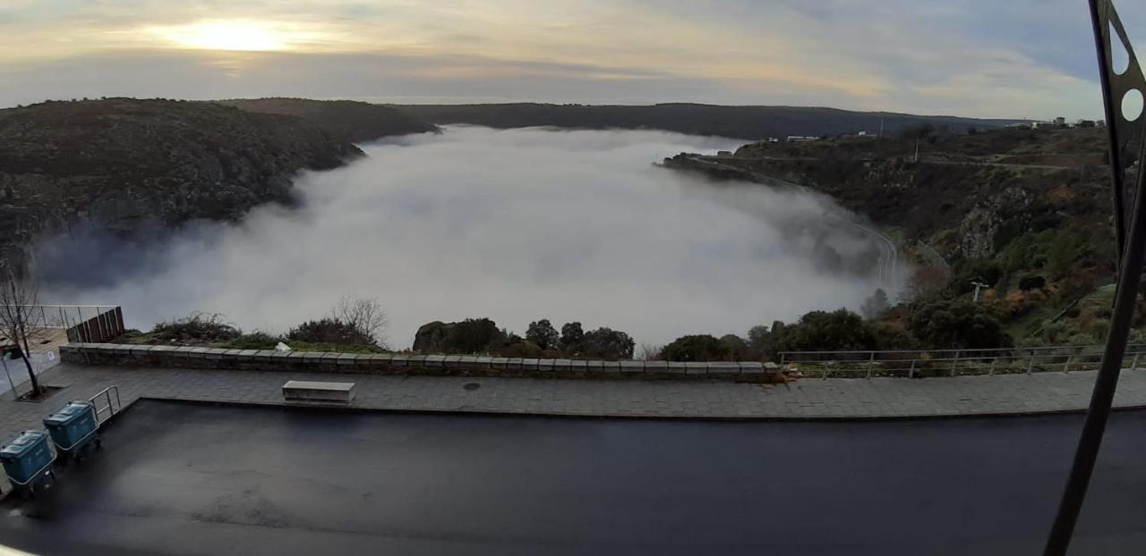 Hotel Pensao Vista Bela Miranda do Douro Zewnętrze zdjęcie